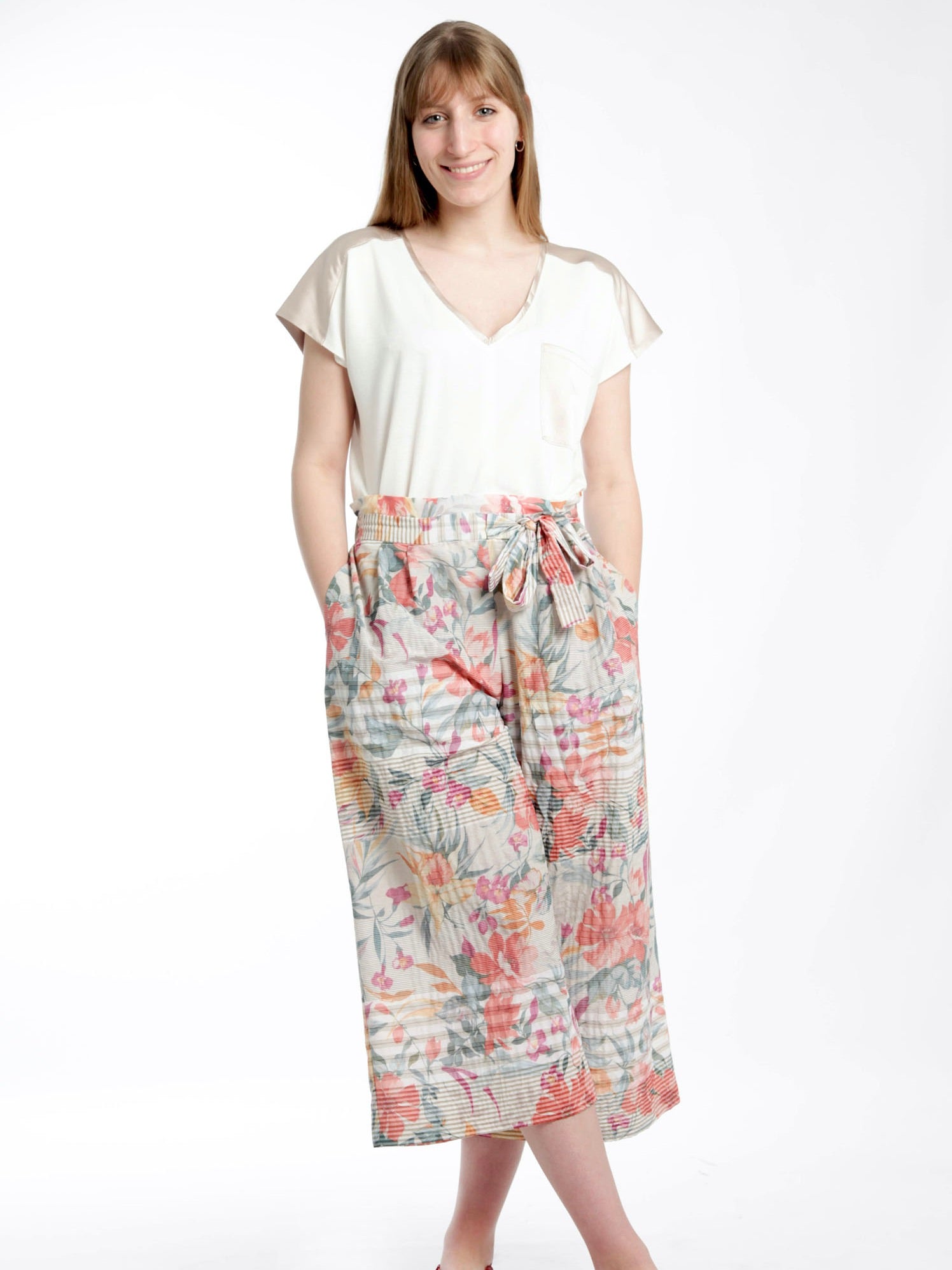 schnittmuster-berlin-sommershirt-olga-damen-jersey-shirt-mit-kontrastdetails image 6