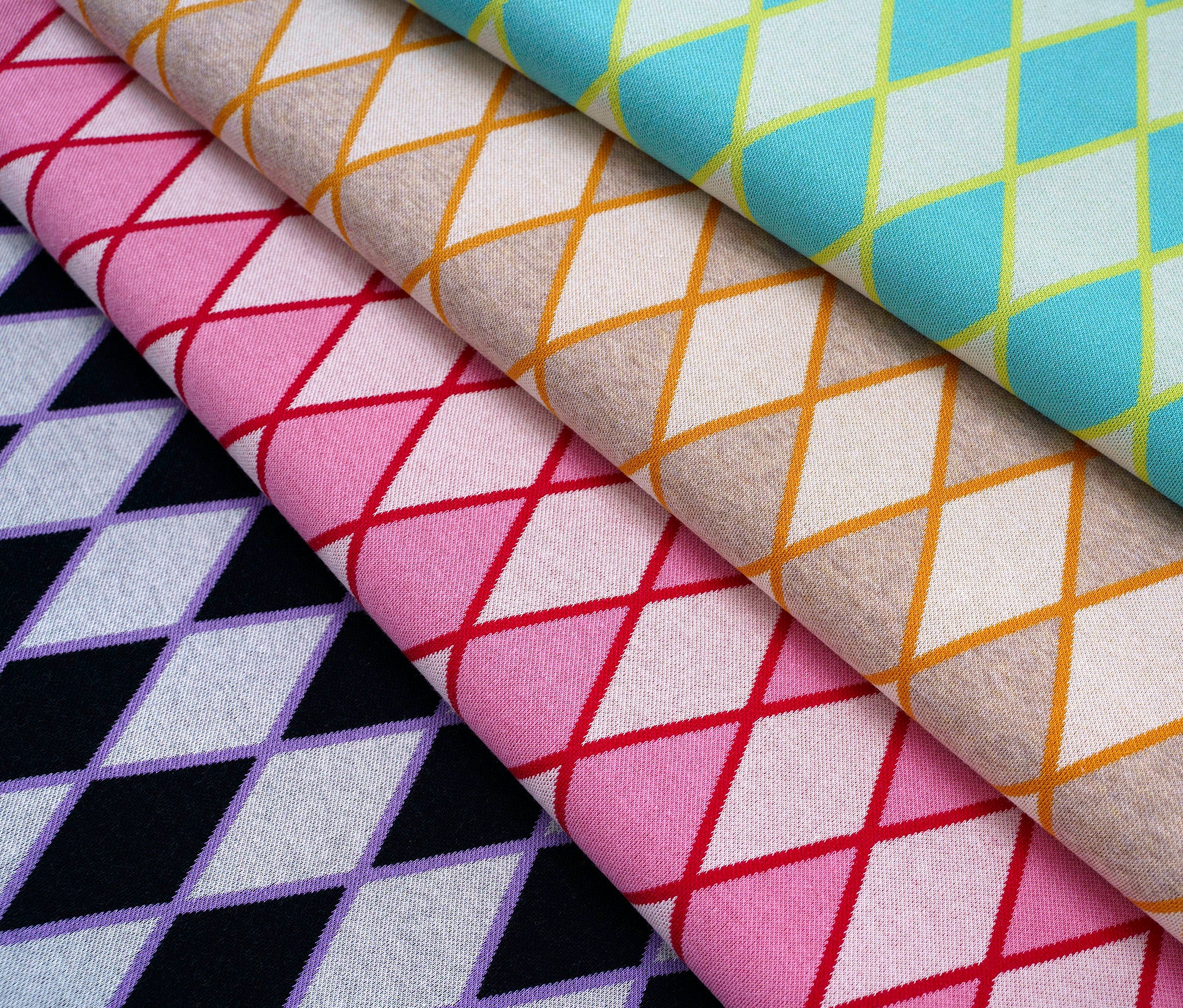 albstoffe-queen-of-hearts-harlequin-hearts-jacquard-jersey-bio-baumwolle-150-cm image 7