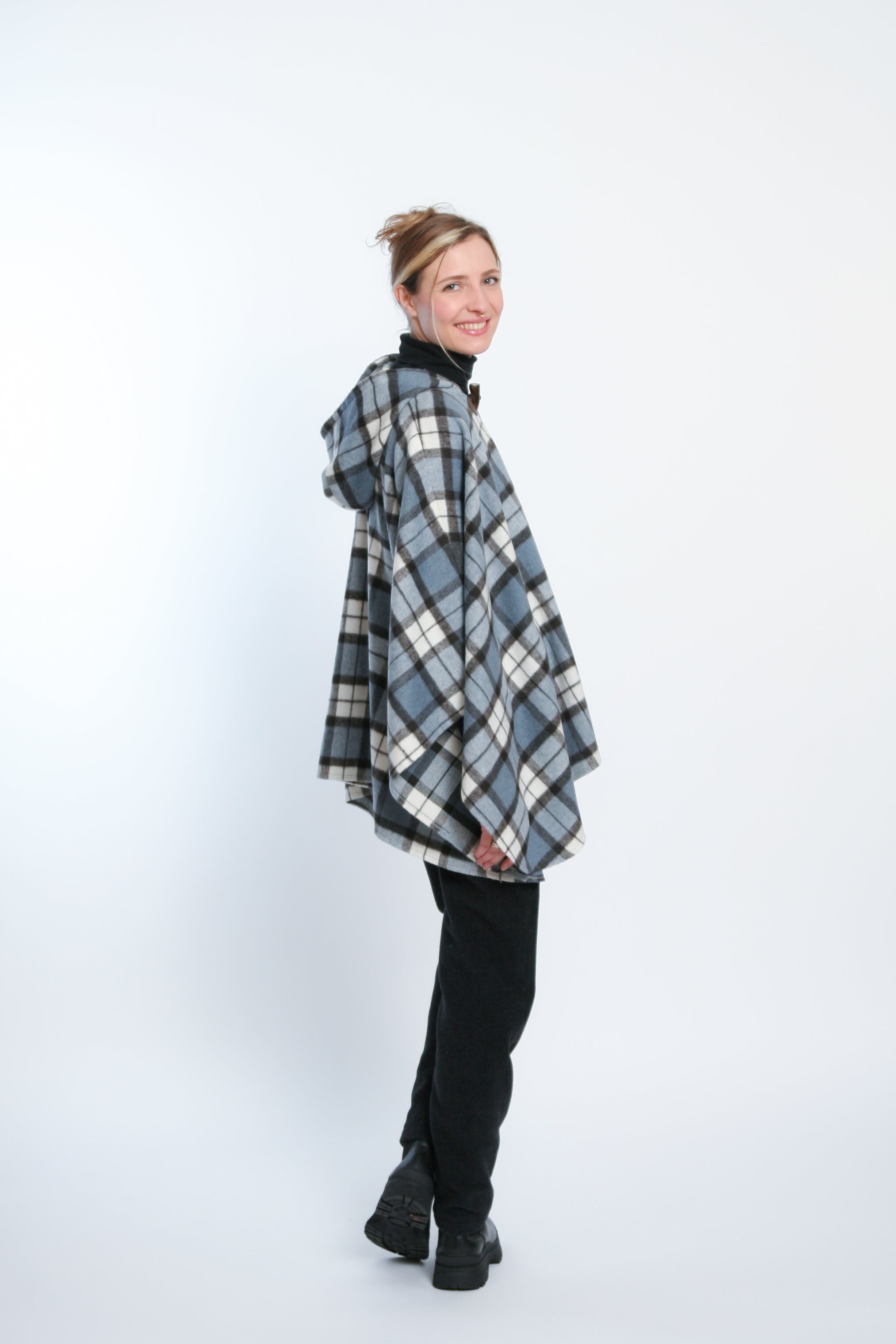 schnittmuster-berlin-cape-louisa-schnittmuster-f-r-damen-cape-f-r-anf-nger image 8