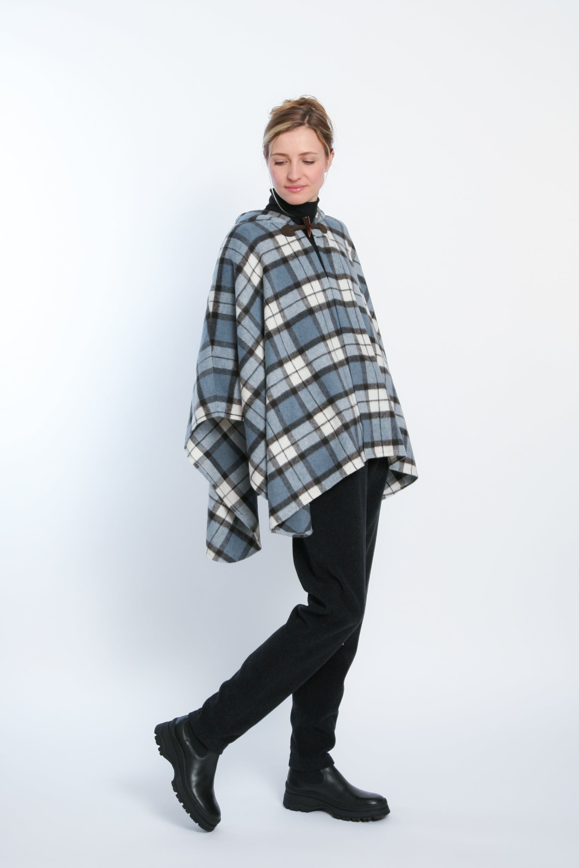 schnittmuster-berlin-cape-louisa-schnittmuster-f-r-damen-cape-f-r-anf-nger image 5