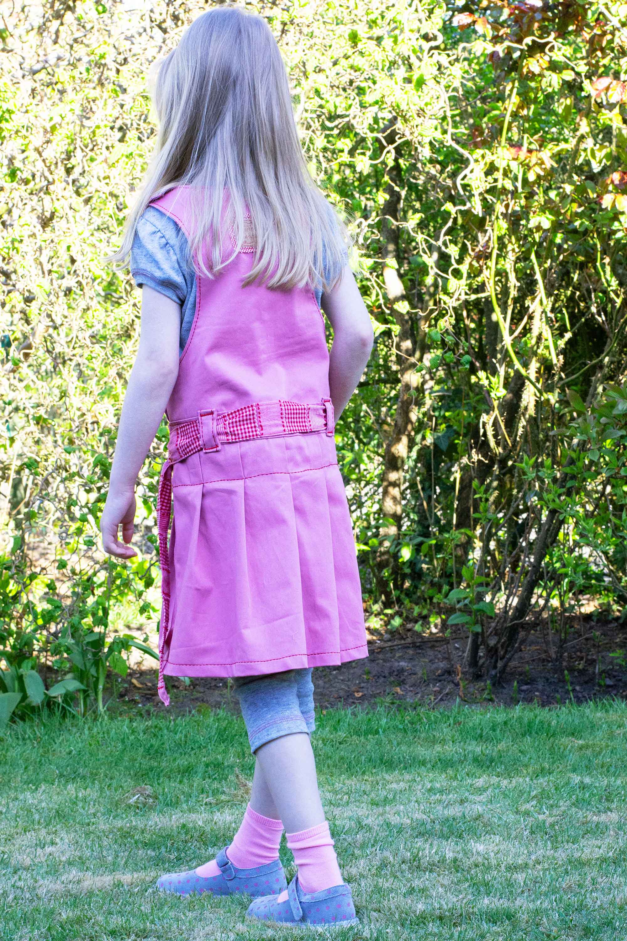 farbenmix-xana-latzkleid-mit-faltenrock-schnittmuster-ebook-86-164 image 7