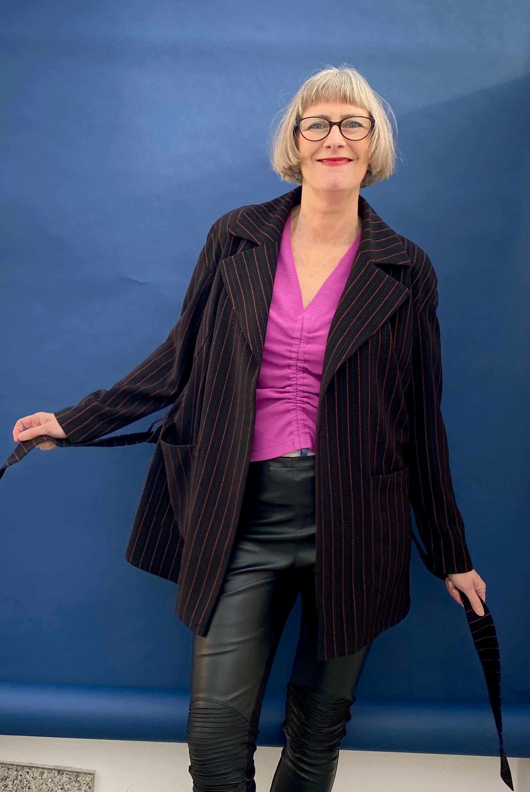 schnittmuster-berlin-herbstjacke-jade-bergangsjacke-damen-mit-bindeg-rtel image 7