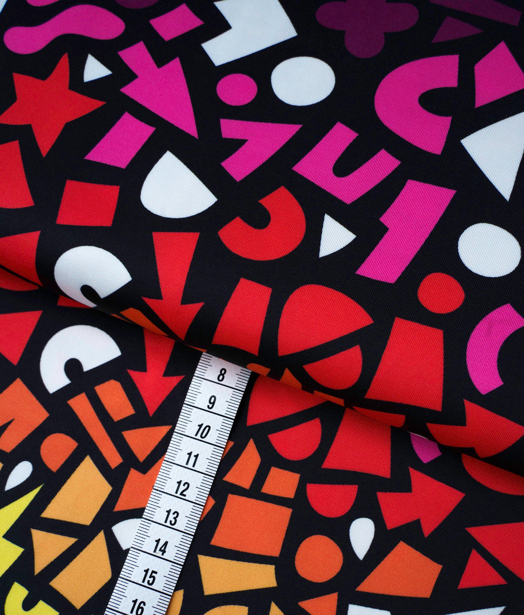 albstoffe-performance-mosaic-rot-active-wear-bio-jersey-meterware image 3