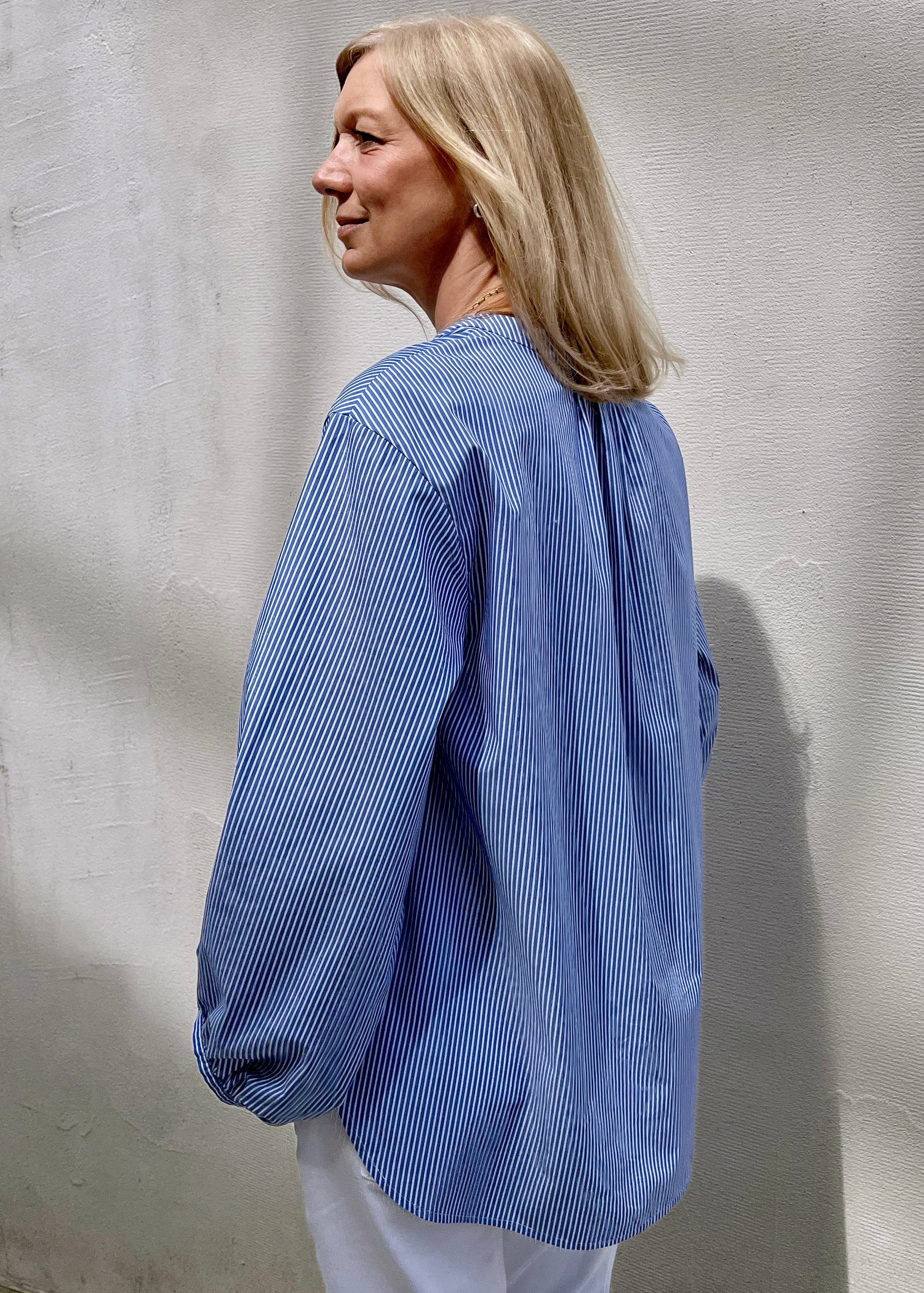 schnittmuster-berlin-bluse-wilhelmina-damenbluse-mit-biesenr-cken image 5