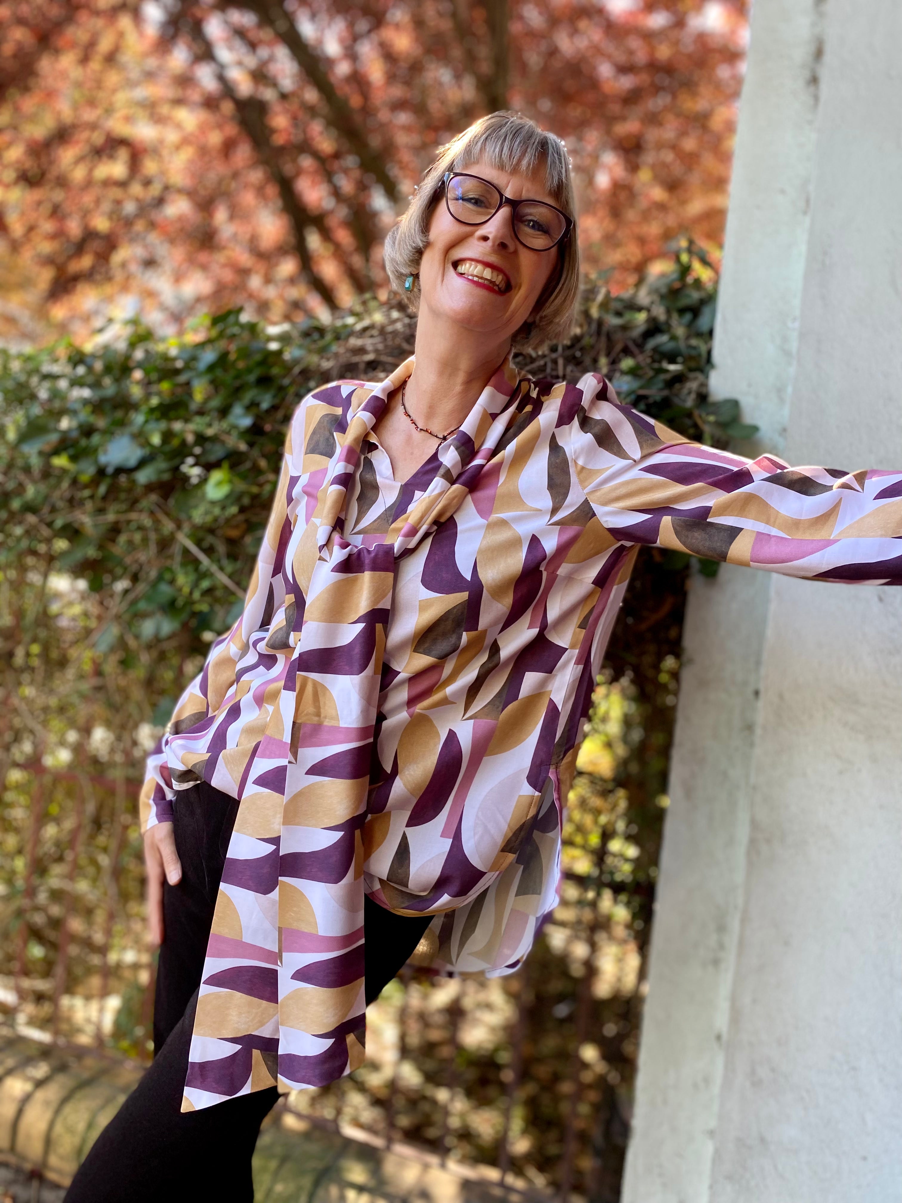 schnittmuster-berlin-dallas-bluse-mit-schluppe-schnittmuster-damen image 5