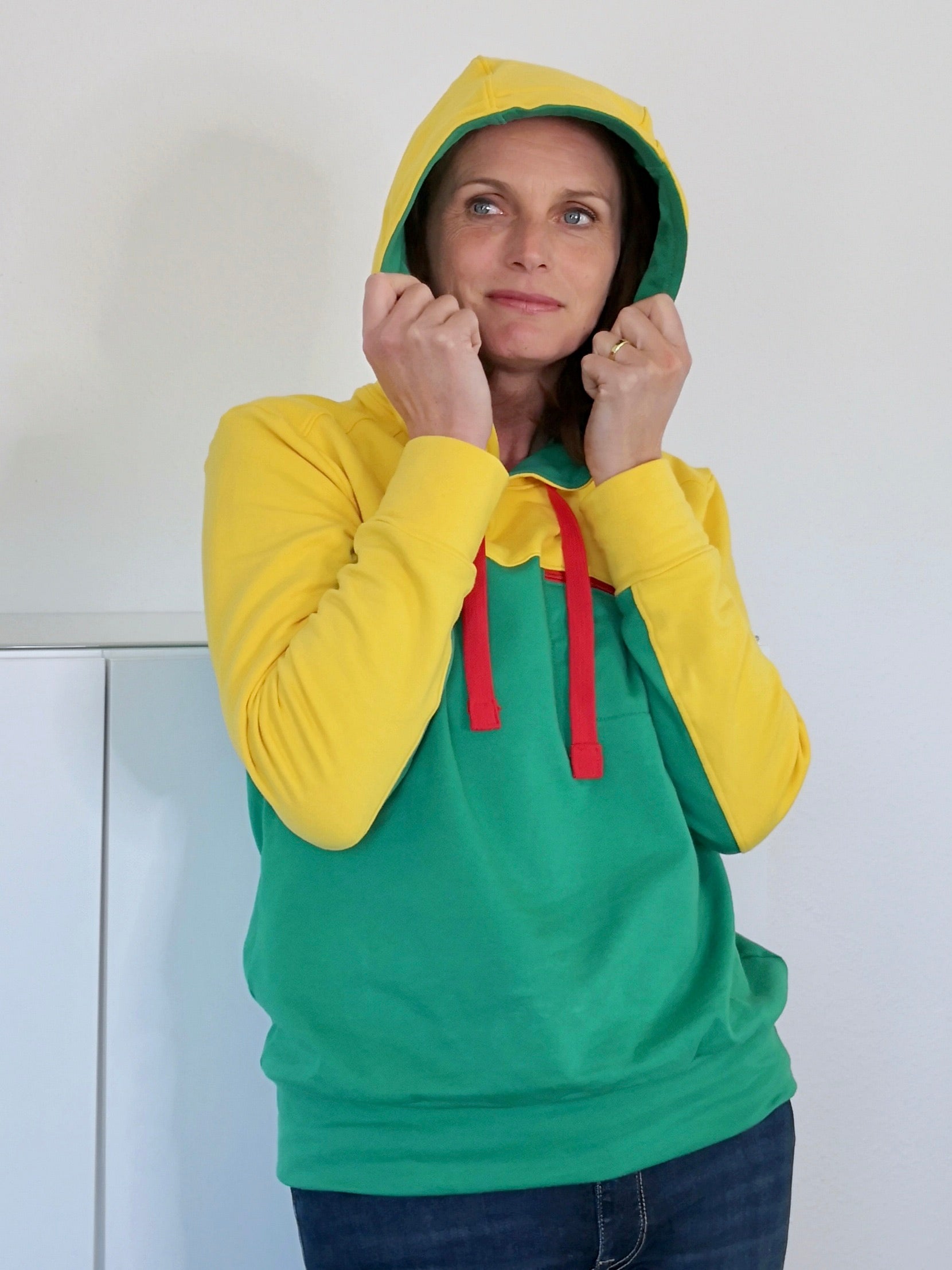 schnittmuster-berlin-hoodie-emilea-damen-kapuzenpulli-schnittmuster-e-book image 8
