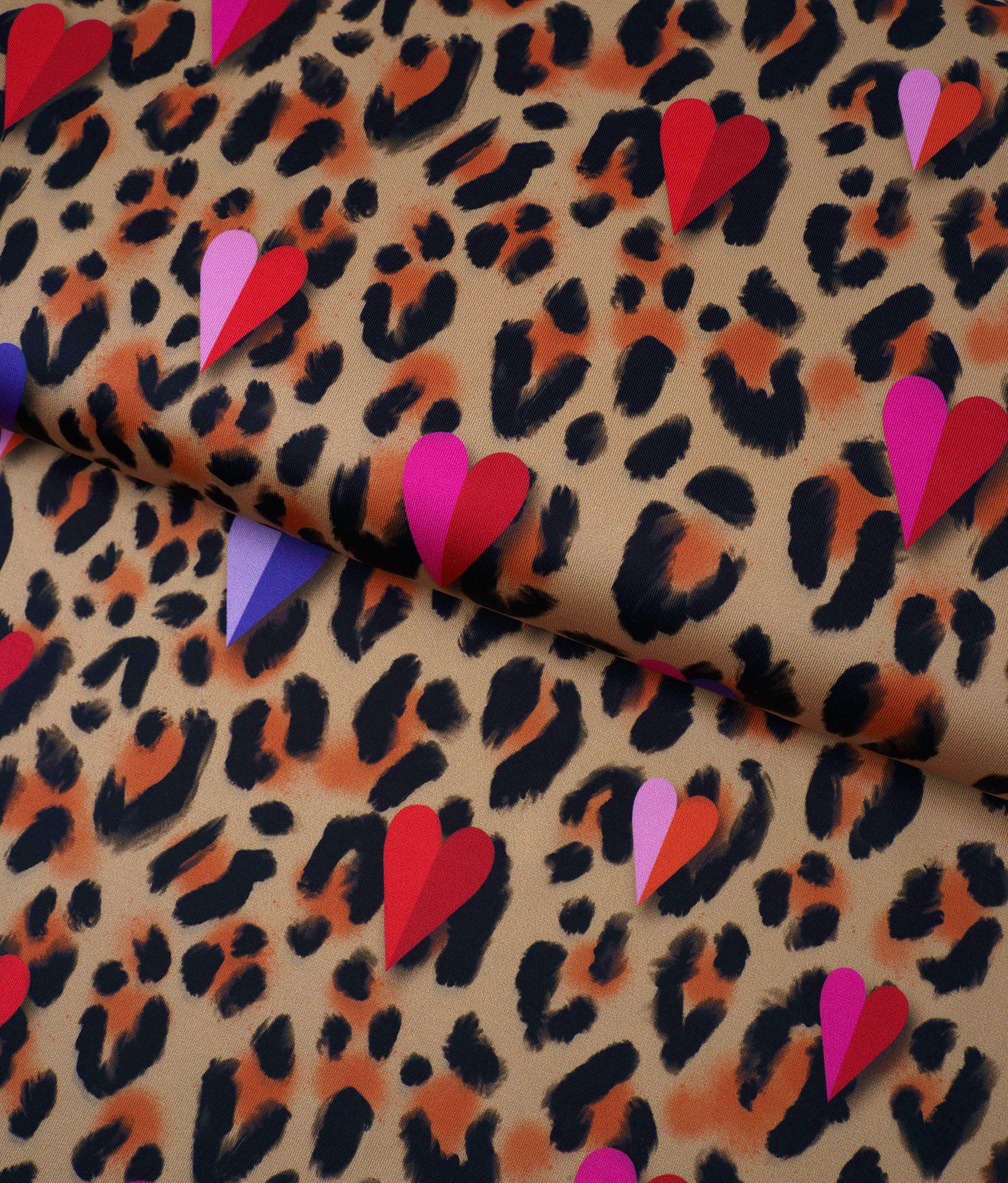 albstoffe-performance-wild-hearts-leo-activewear-stoff-meterware image 3