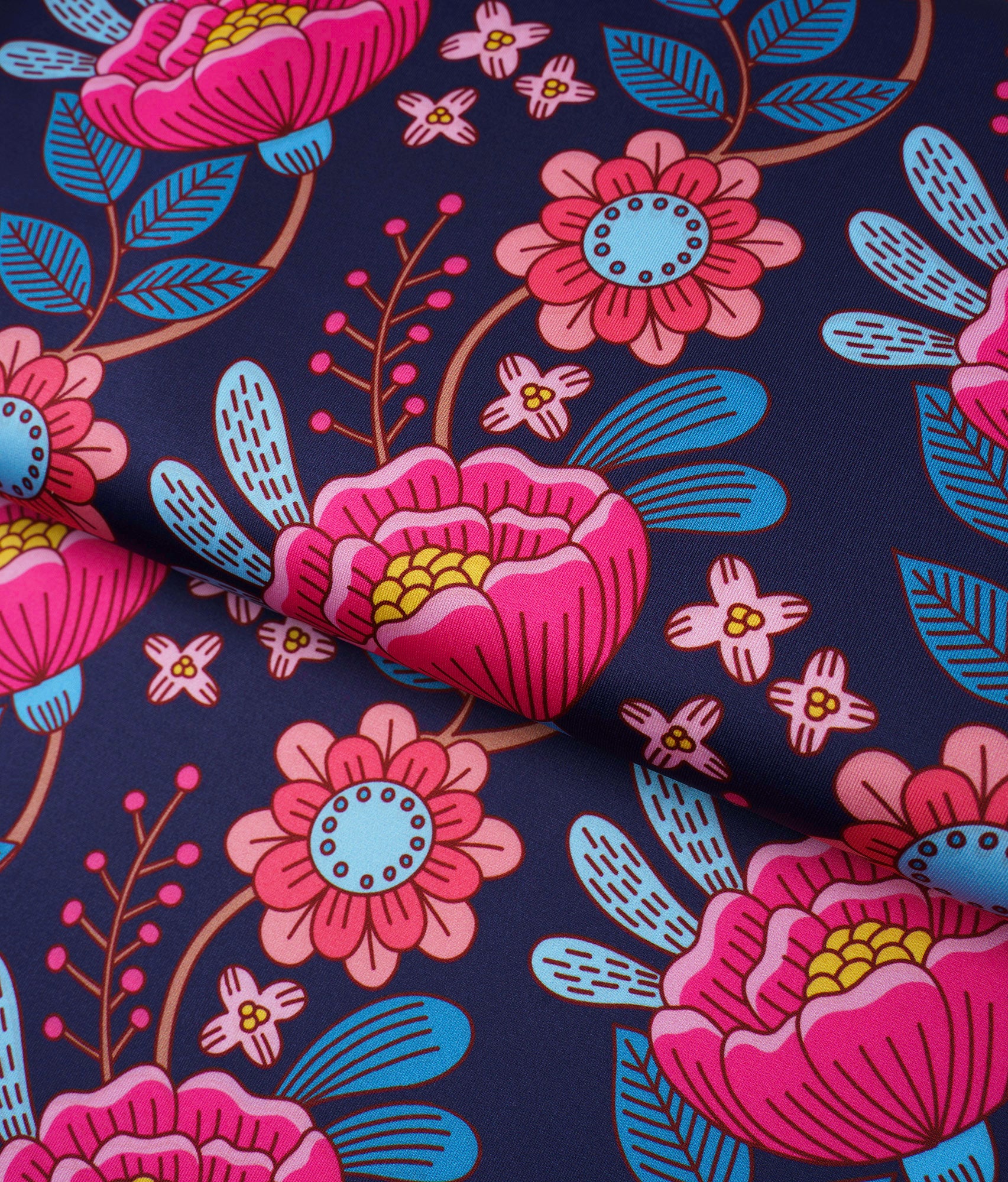 albstoffe-performance-alice-flowers-navy-active-wear-meterware image 3