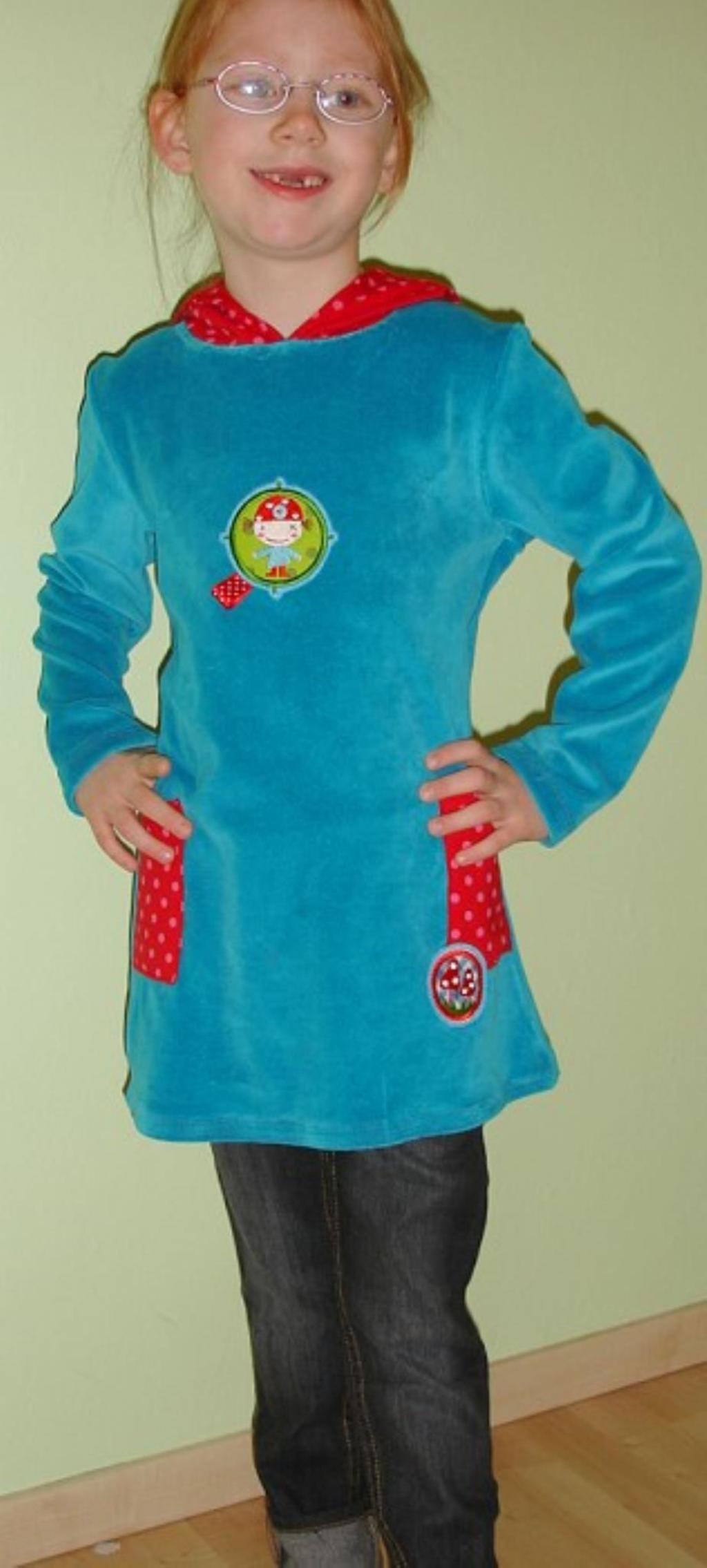 farbenmix-laura-hoodie-sweatkleid-schnittmuster-ebook image 8
