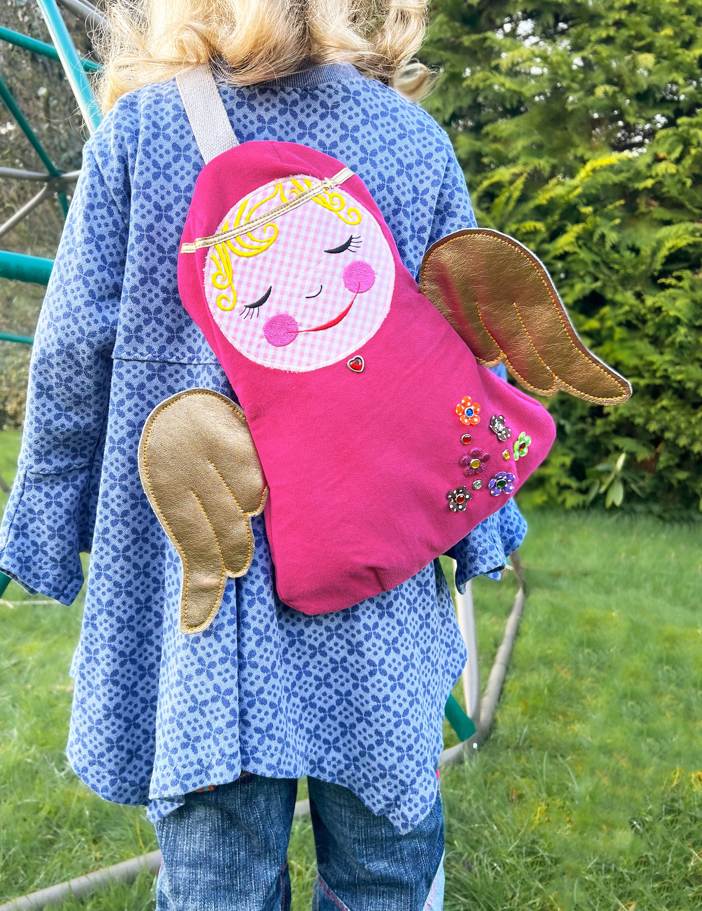 farbenmix-crossbag-engelchen-oder-matroschka-kreativ-ebook-schnittmuster-rucksac image 6