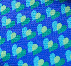 albstoffe-queen-of-hearts-heart-parade-new-cotton-satin-webware-meterware image 5