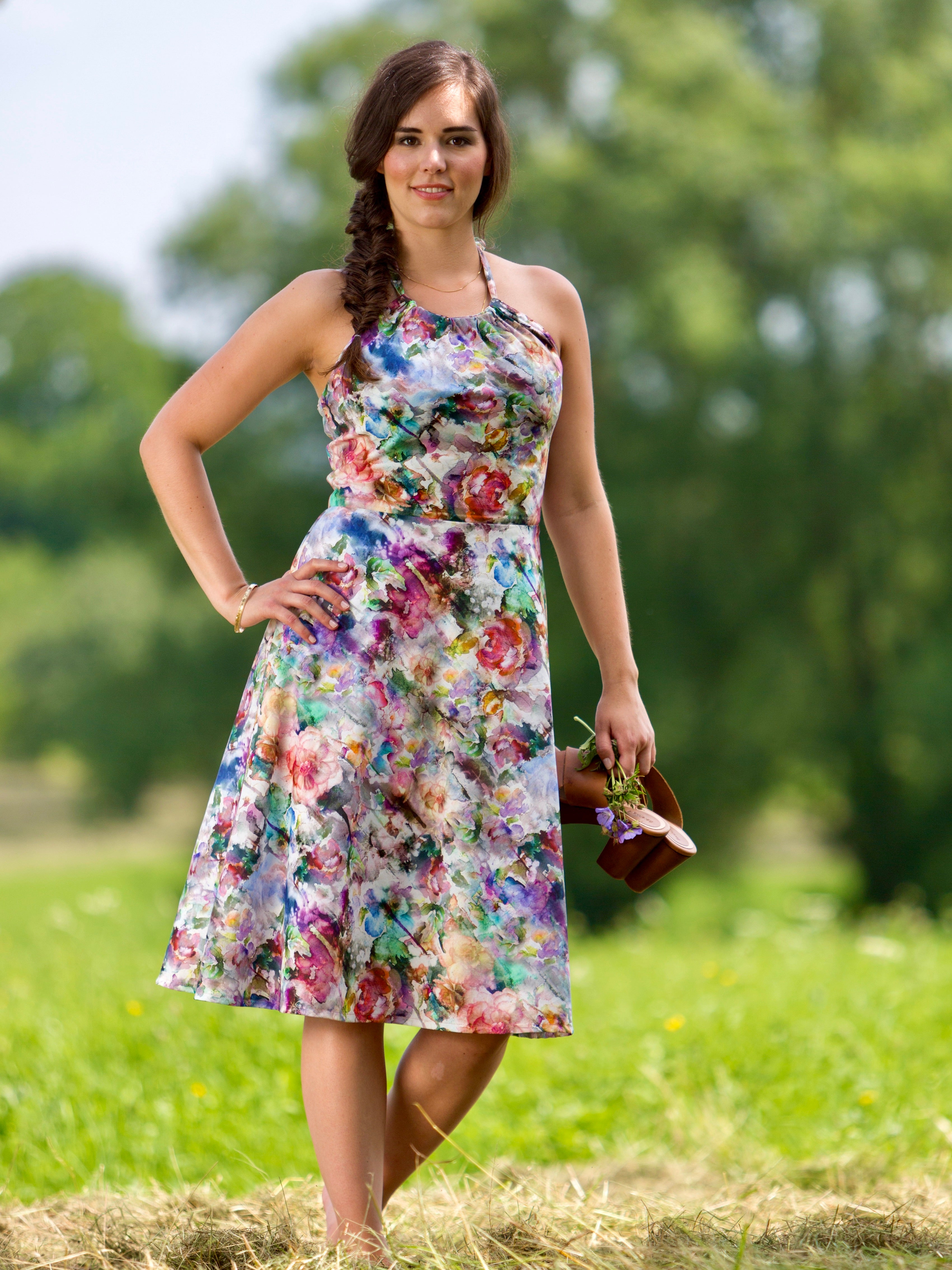 schnittmuster-berlin-sommerkleid-aimee-neckholder-kleid-knielang-gr-34-46 image 5
