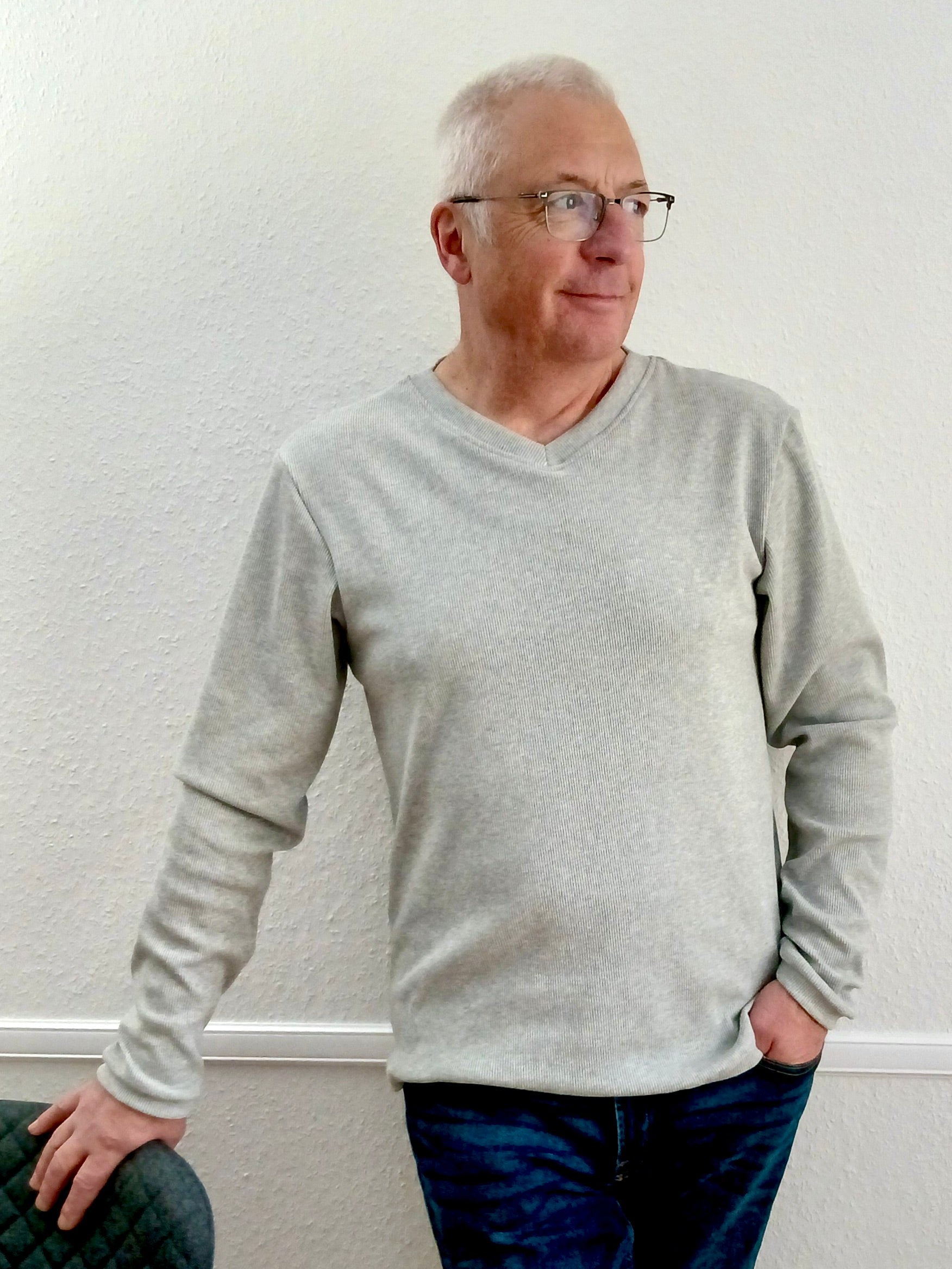 schnittmuster-berlin-longsleeve-benedikt-v-neck-langarmshirt-schnittmuster-f-r-h image 5