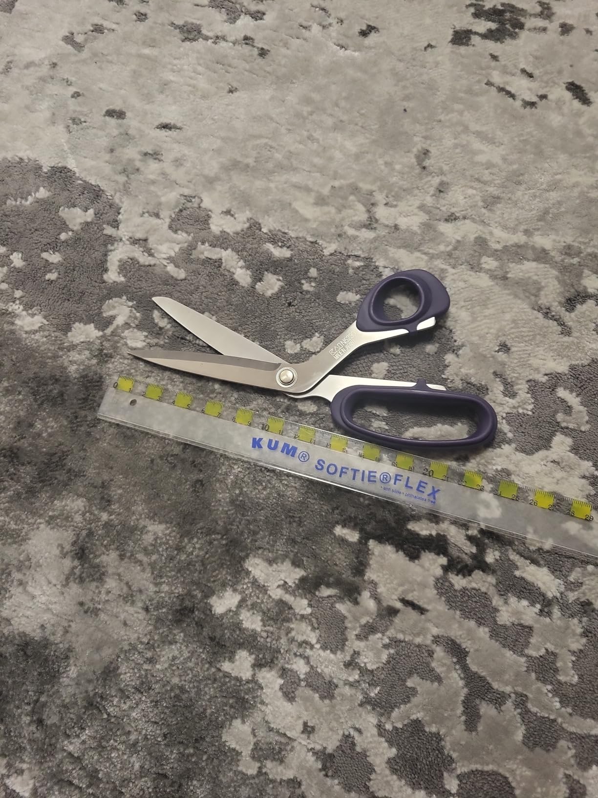 Schneidet Jeans wie Butter