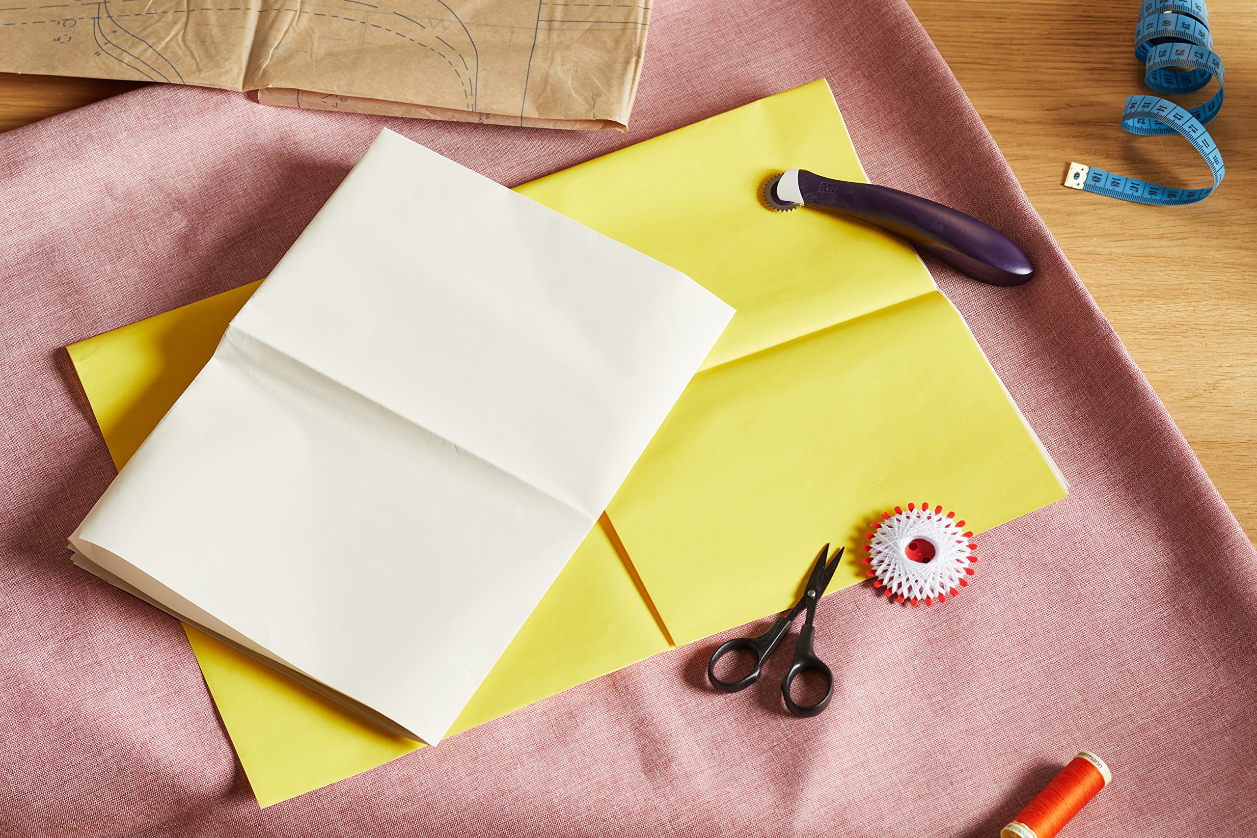 burda-style-kopierpapier-schnittmusterpapier-2-blatt-83-x-57-cm-gelb-wei image 4