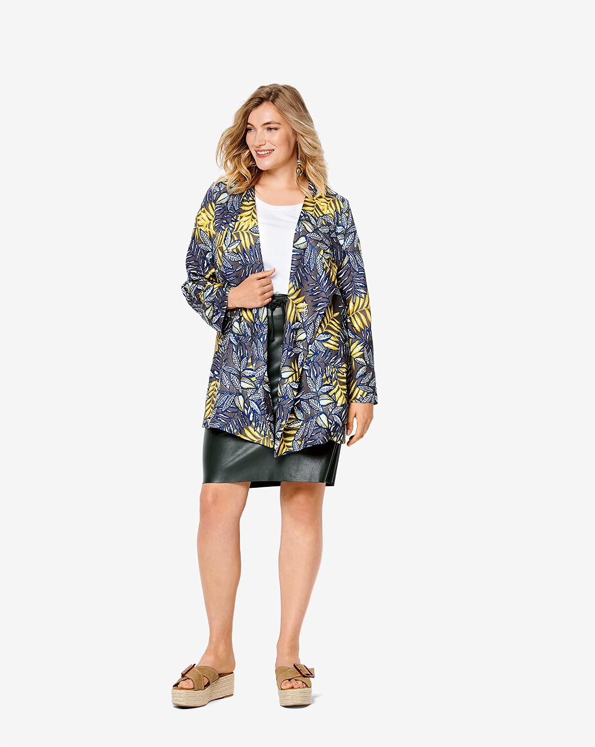 burda-6213-schnittmuster-damen-trenchcoat-level-3-f-r-fortgeschrittene image 5