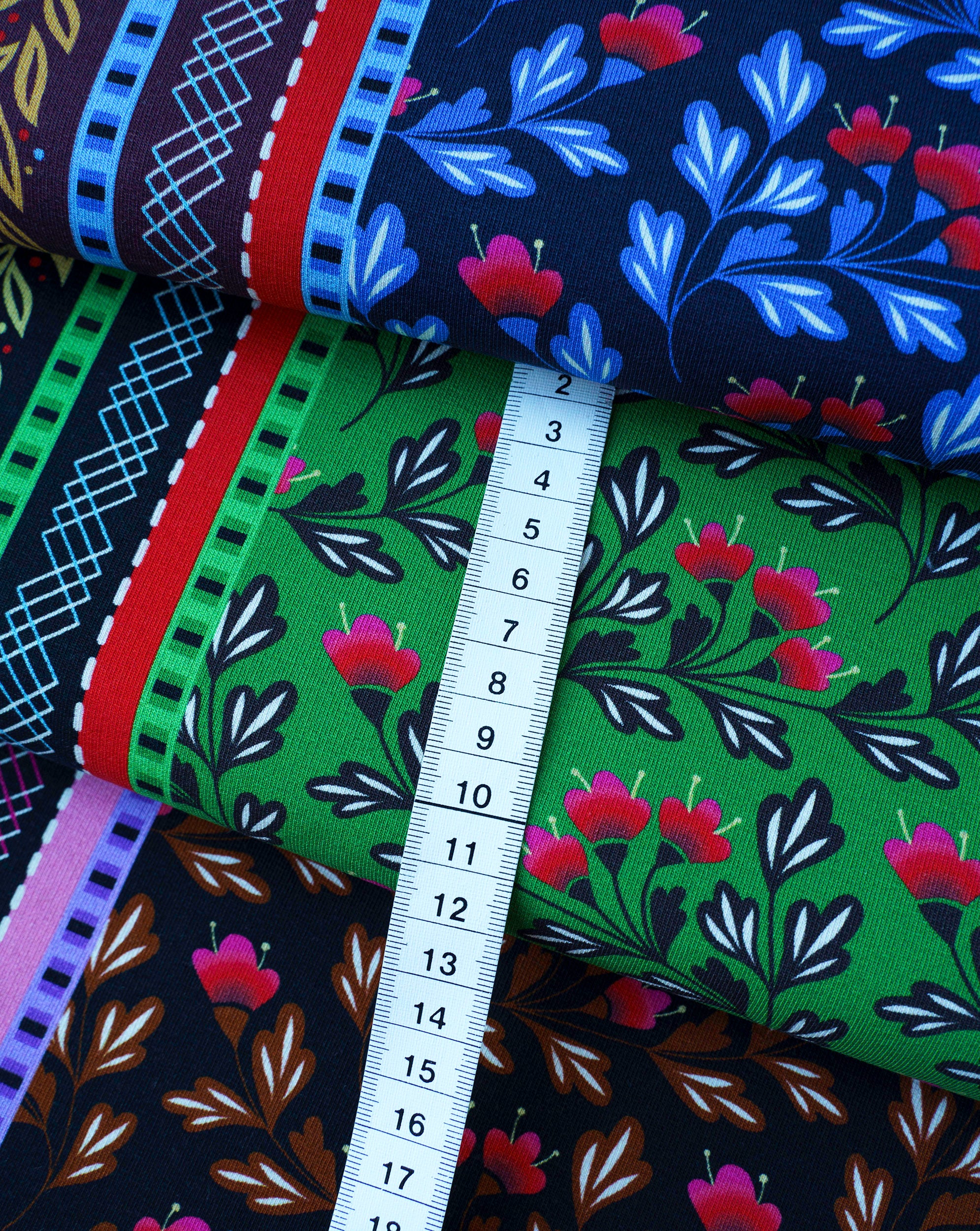 albstoffe-bling-bling-blue-bell-new-cotton-satin-webware-meterware image 2