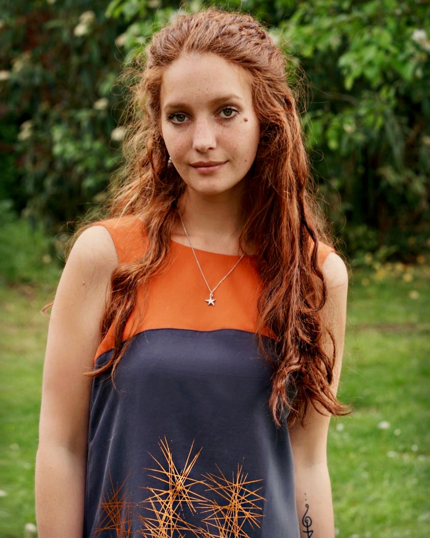 schnittmuster-berlin-cocktailkleid-candice-damen-schnittmuster-kleid-im-20er-jah image 7