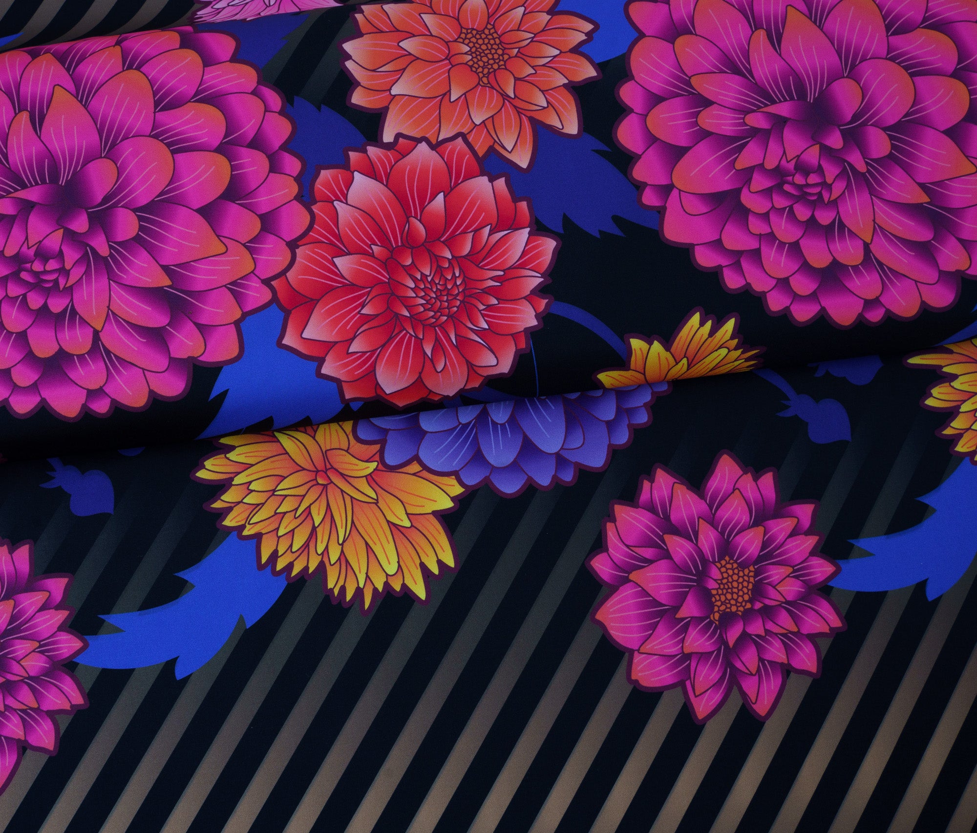 albstoffe-performance-big-dahlia-activewear-jersey-meterware image 3