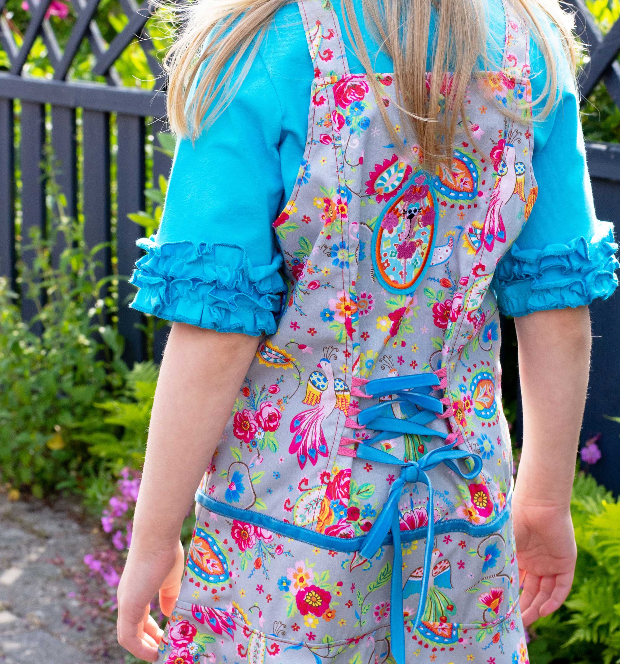 farbenmix-sophie-tr-gerkleid-mit-schn-rung-schnittmuster-ebook image 8