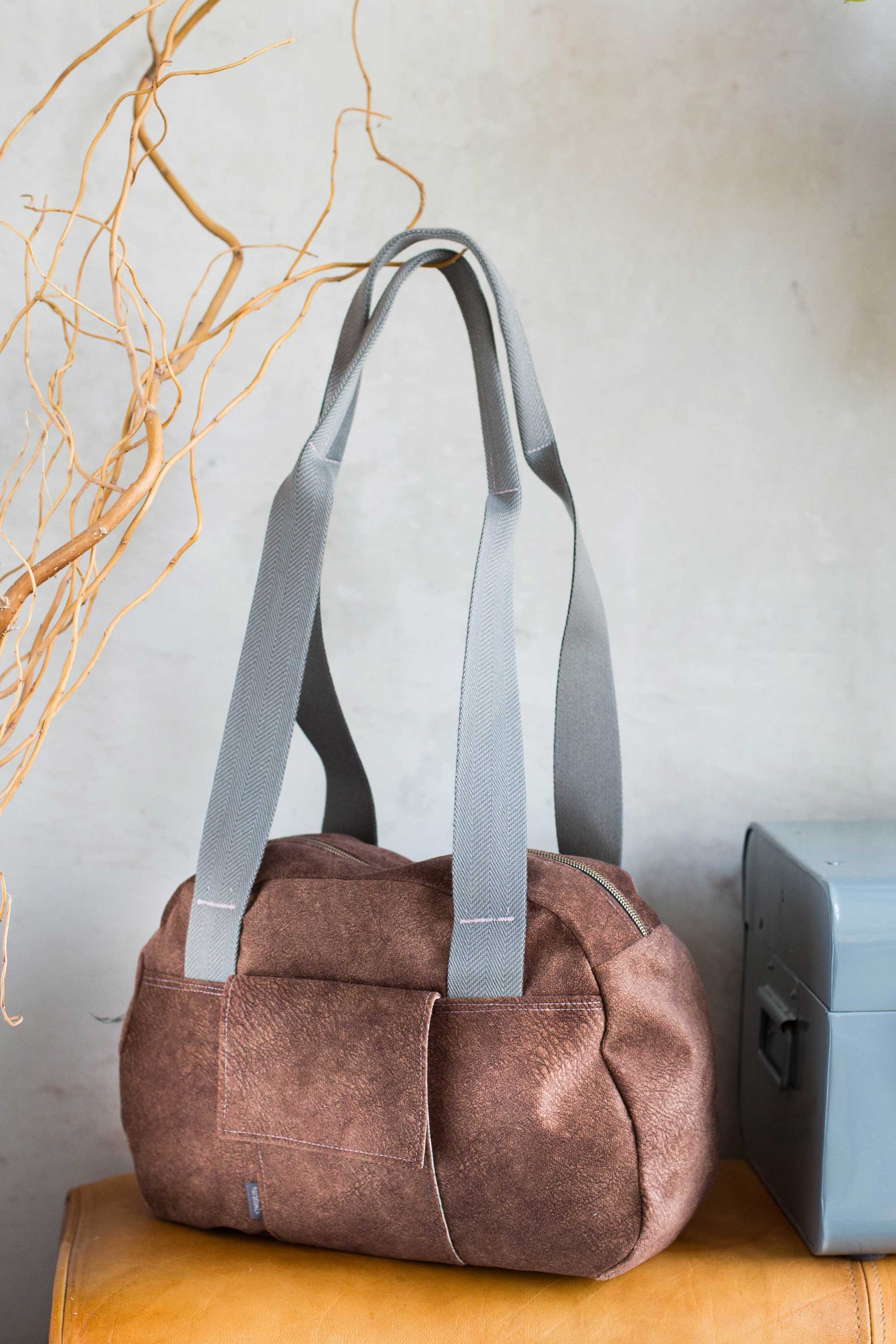 farbenmix-justbe-umh-ngetasche-ebook-schnittmuster-mit-handytasche image 5