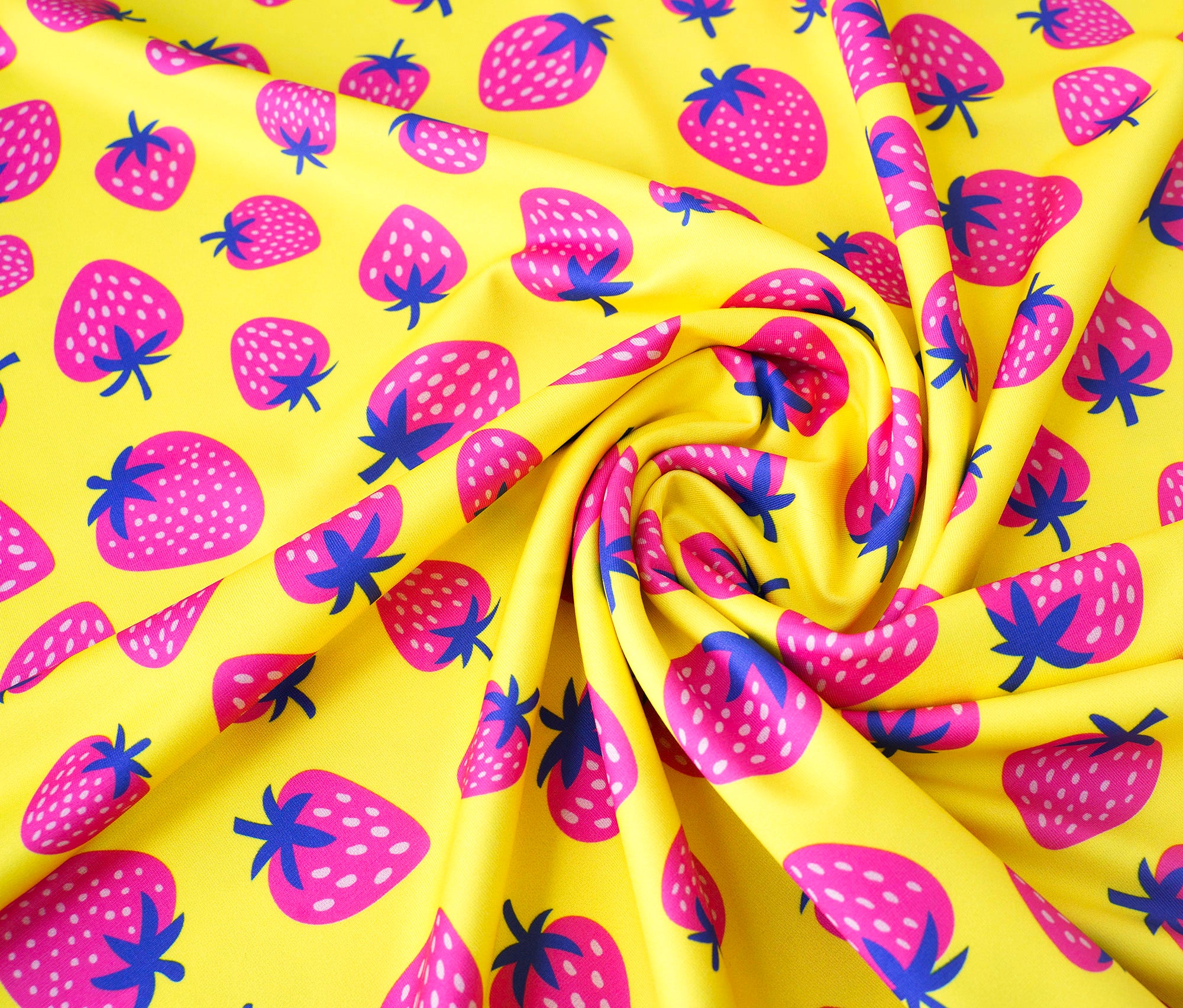 albstoffe-performance-strawberries-gelb-active-wear-stoff-meterware image 2