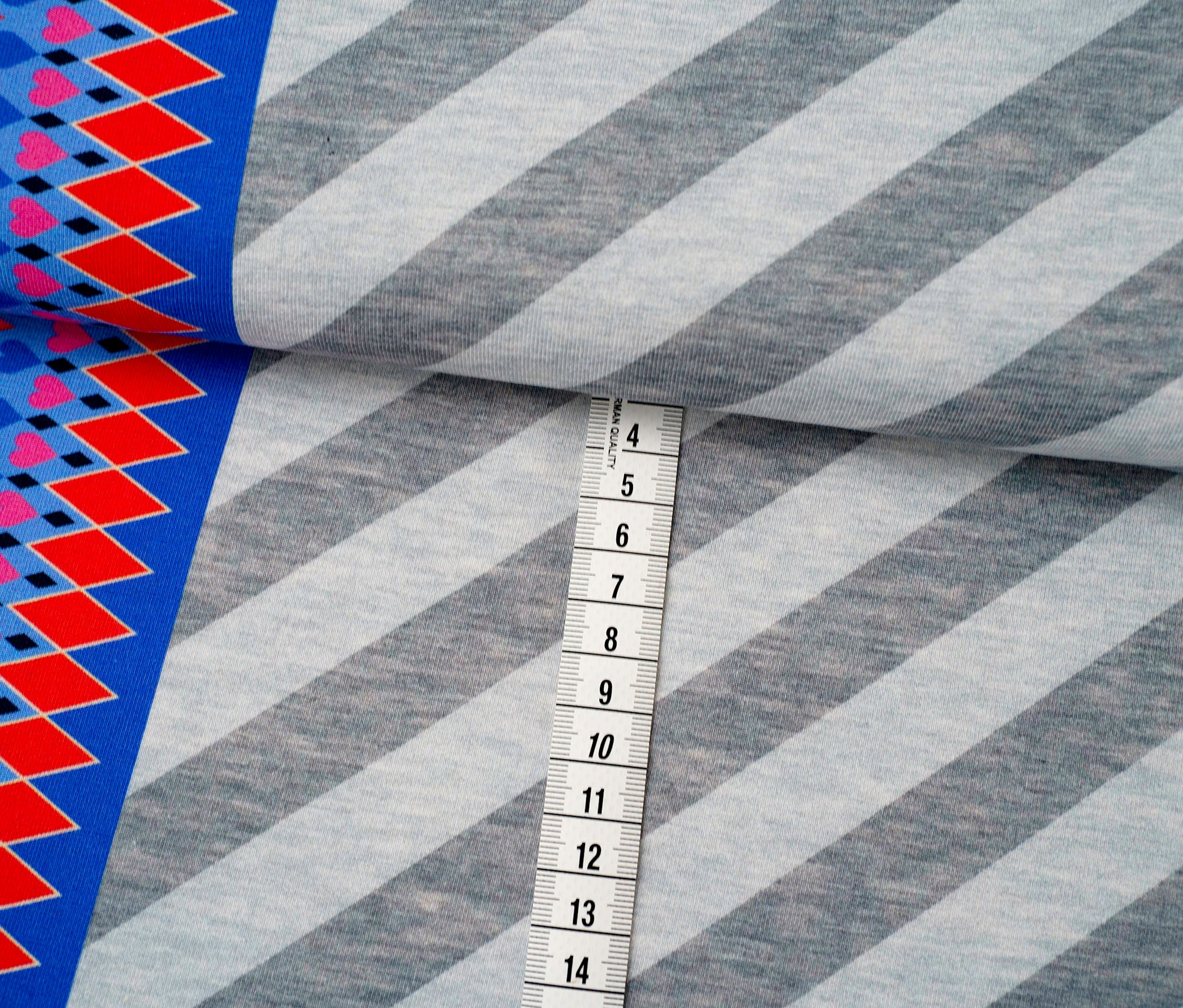 albstoffe-queen-of-hearts-royal-stripes-bio-sweat-meterware image 2