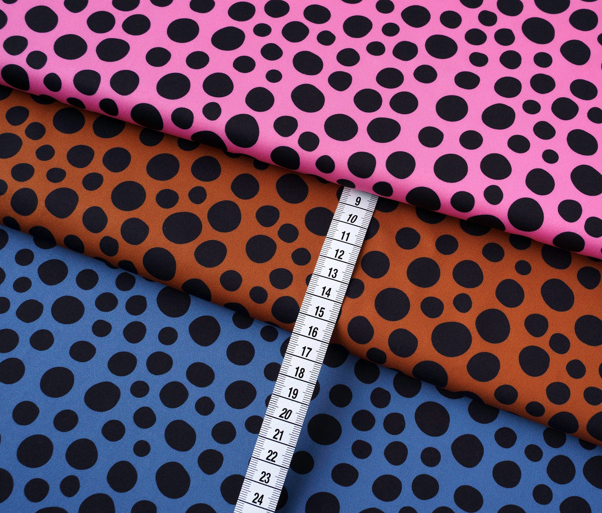 albstoffe-performance-punch-dot-active-wear-jersey-meterware image 2