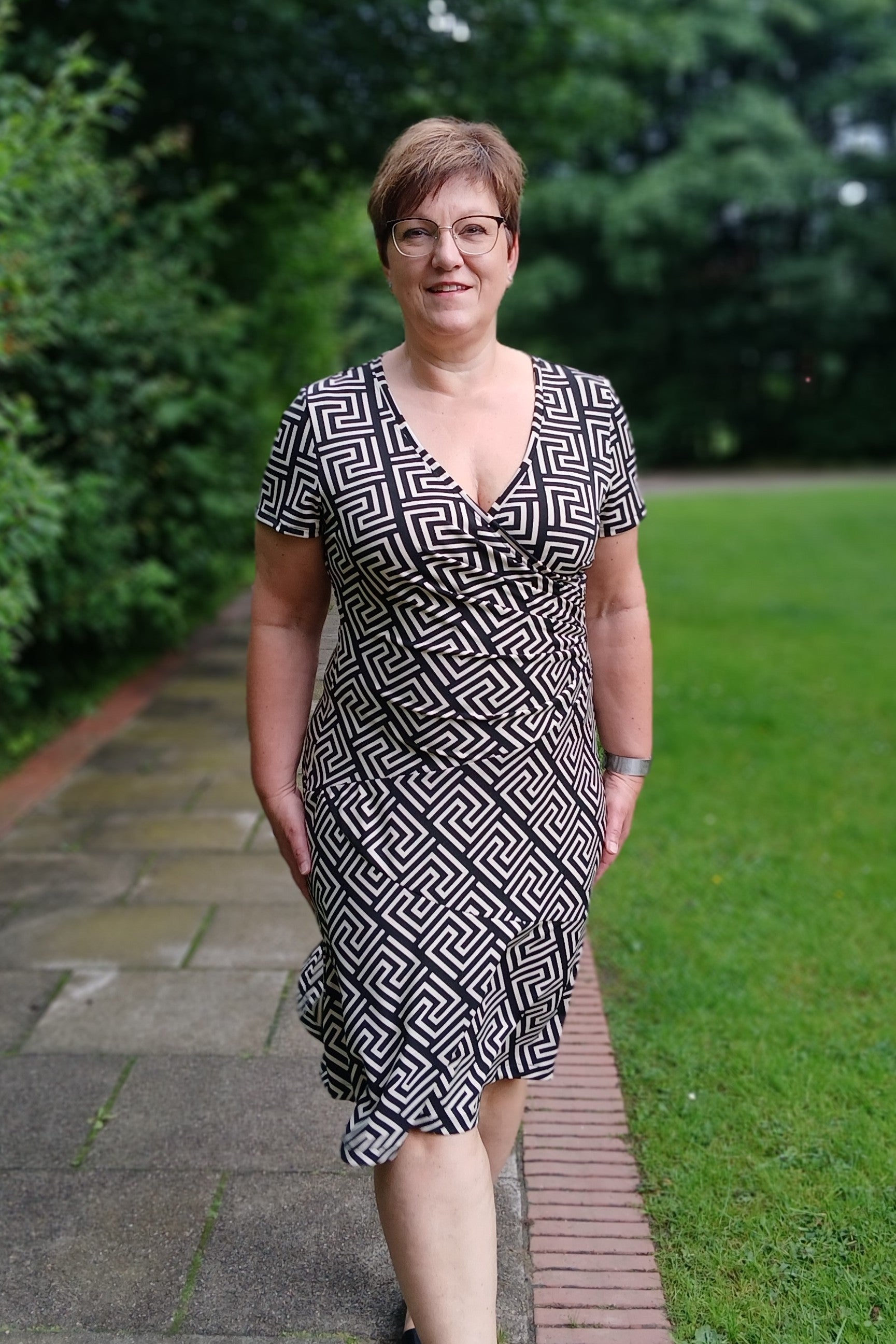 schnittmuster-berlin-premium-wickelkleid-eileen-damenkleid-gr-34-50 image 6