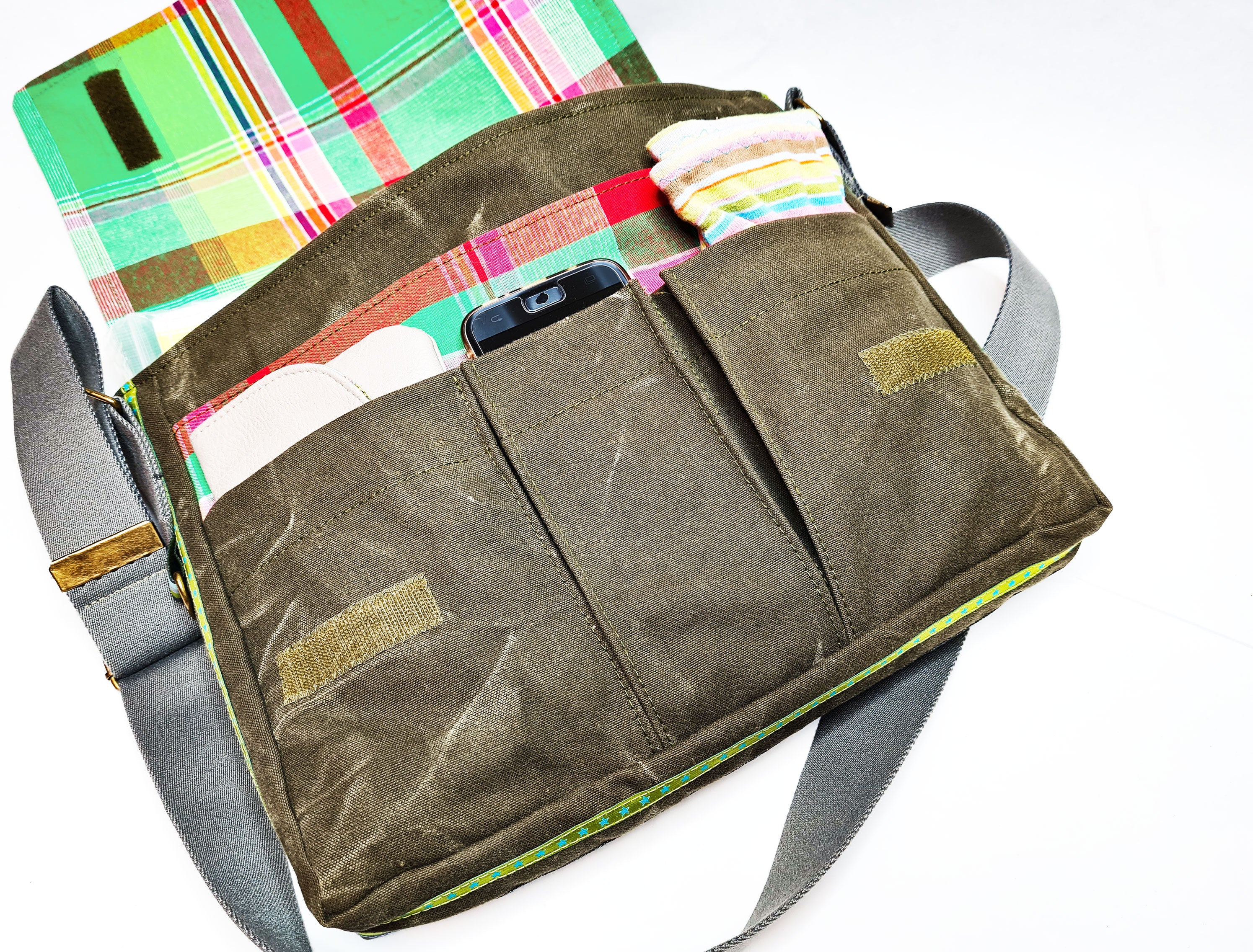 farbenmix-dina-messengerbag-kreativ-ebook-umh-ngetasche image 3