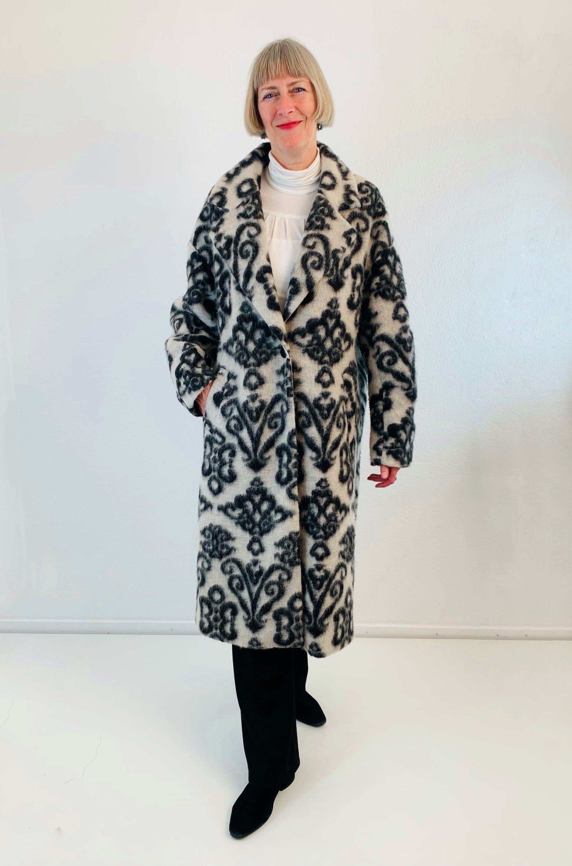 schnittmuster-berlin-premium-mantel-zoe-schnittmuster-damen-mantel-mit-revers image 5