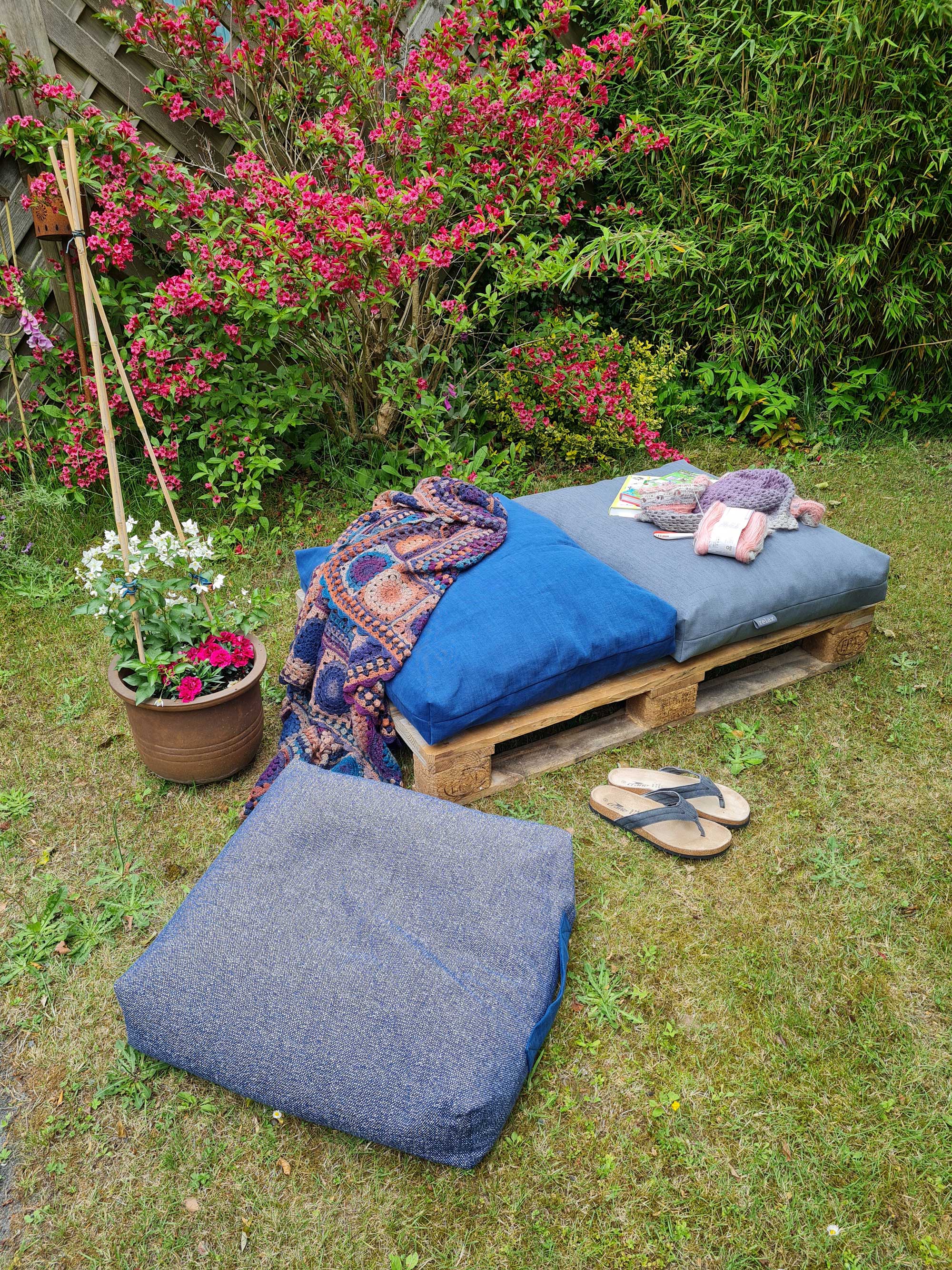 farbenmix-relax-bodenkissen-palettenkissen-schnittmuster image 2
