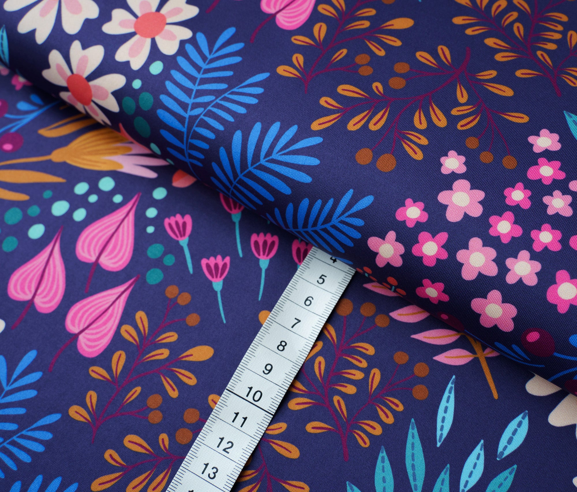 albstoffe-performance-bliss-flower-fields-activewear-jersey-meterware image 2