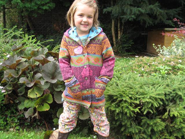farbenmix-querida-strickmantel-schnittmuster-f-r-kinder-gr-86-164 image 5