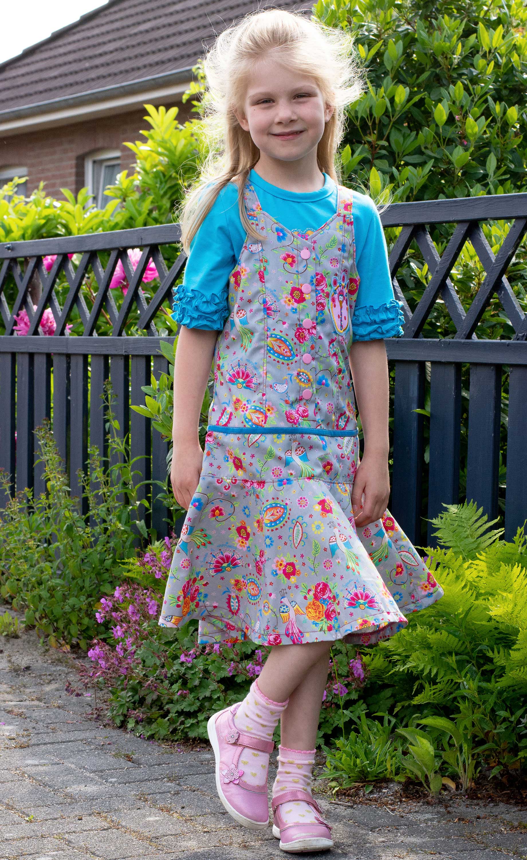 farbenmix-sophie-tr-gerkleid-mit-schn-rung-schnittmuster-ebook image 6