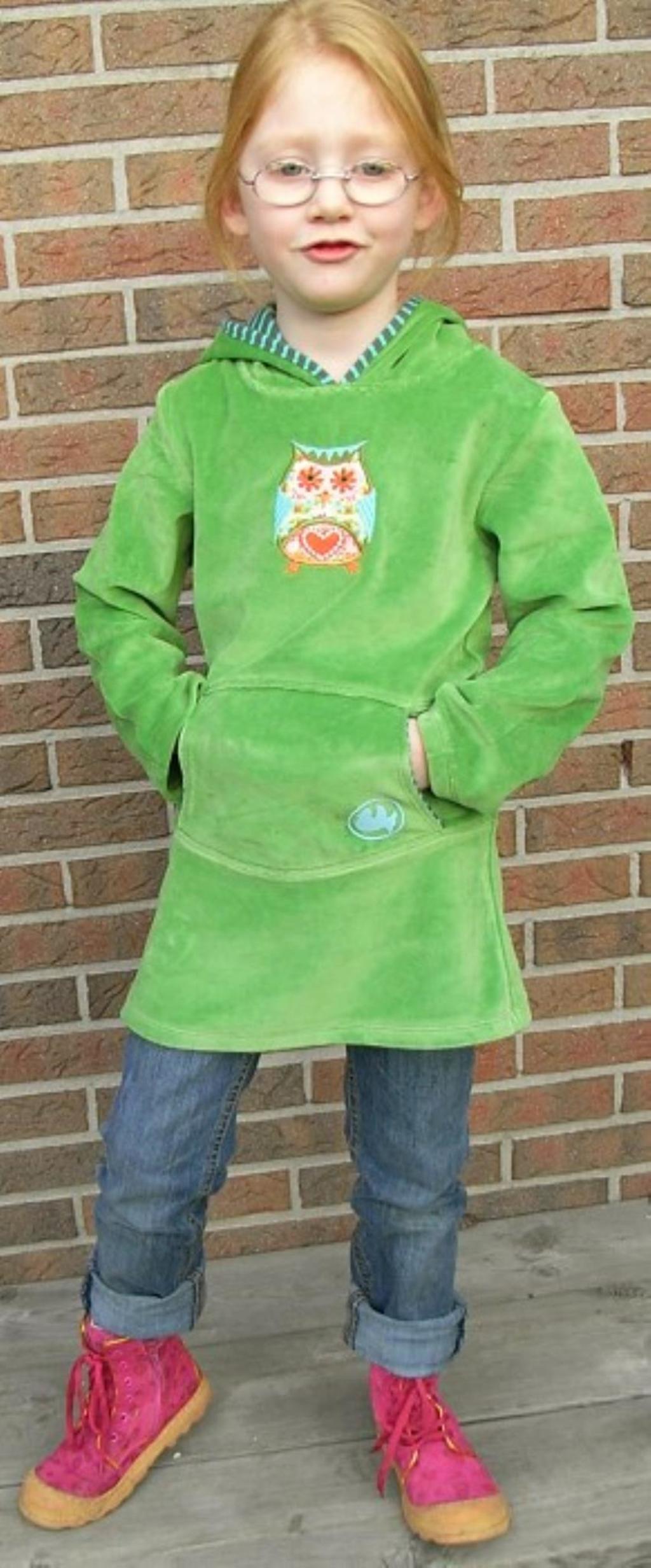farbenmix-laura-hoodie-sweatkleid-schnittmuster-ebook image 3