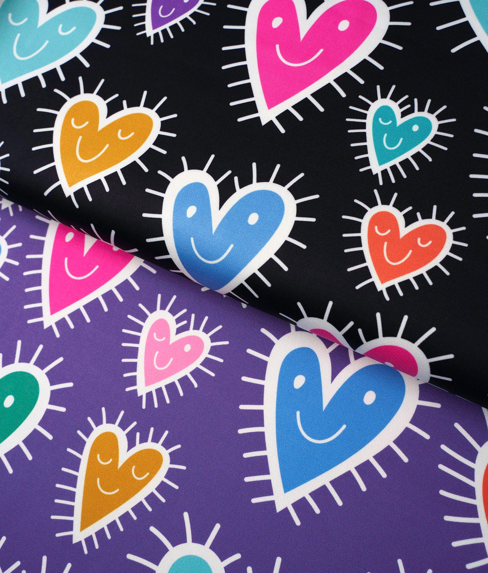 albstoffe-performance-smiling-hearts-active-wear-bio-stoff image 3