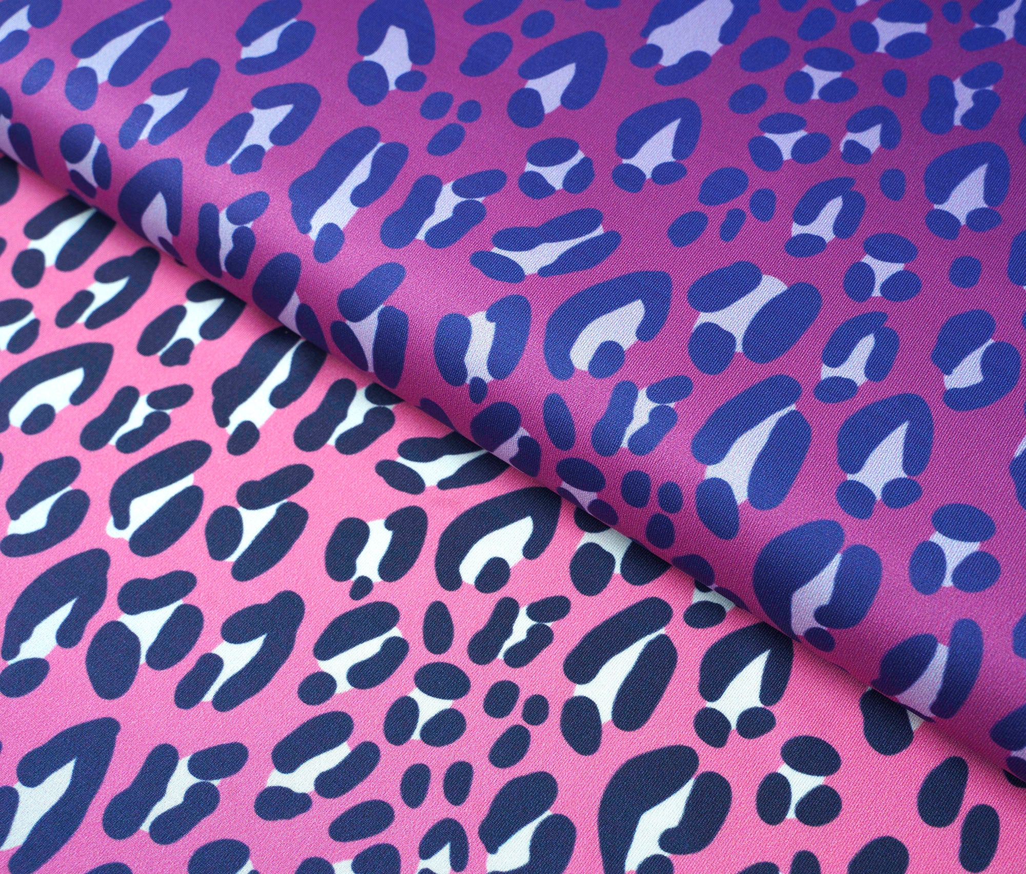 albstoffe-performance-leo-safari-pink-activewear-stoff-meterware image 4