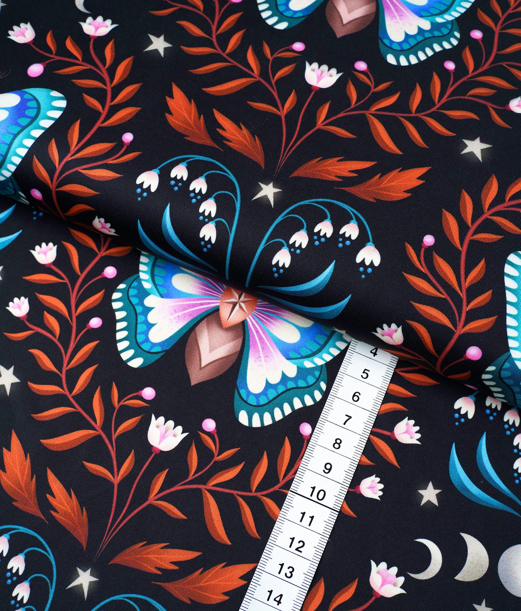 albstoffe-performance-luna-moth-black-activewear-stoff-meterware image 3