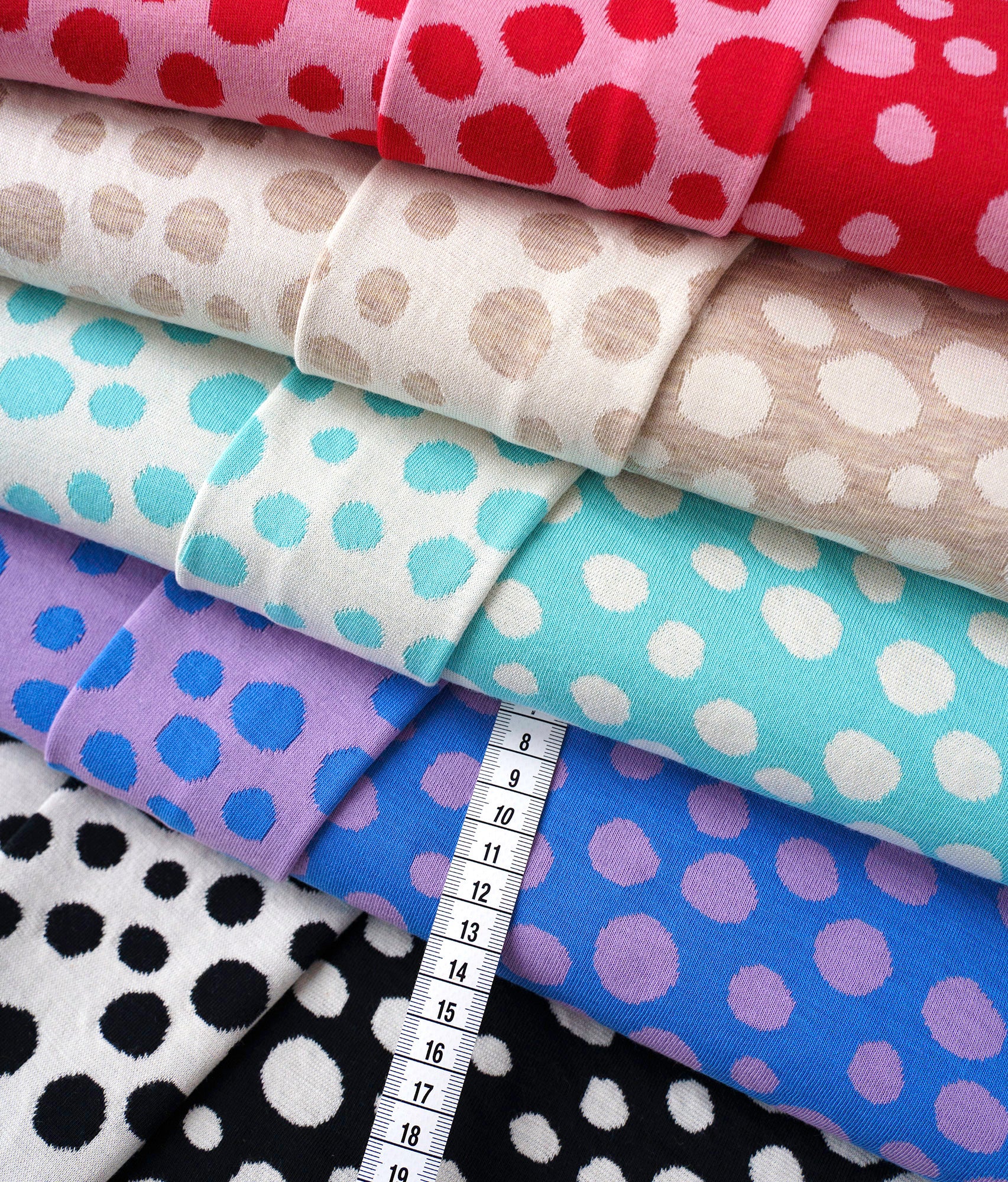 albstoffe-queen-of-hearts-pop-of-love-doubleface-jacquard-bio-meterware image 7